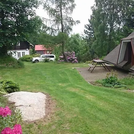 Sedmidomi Lučany nad Nisou